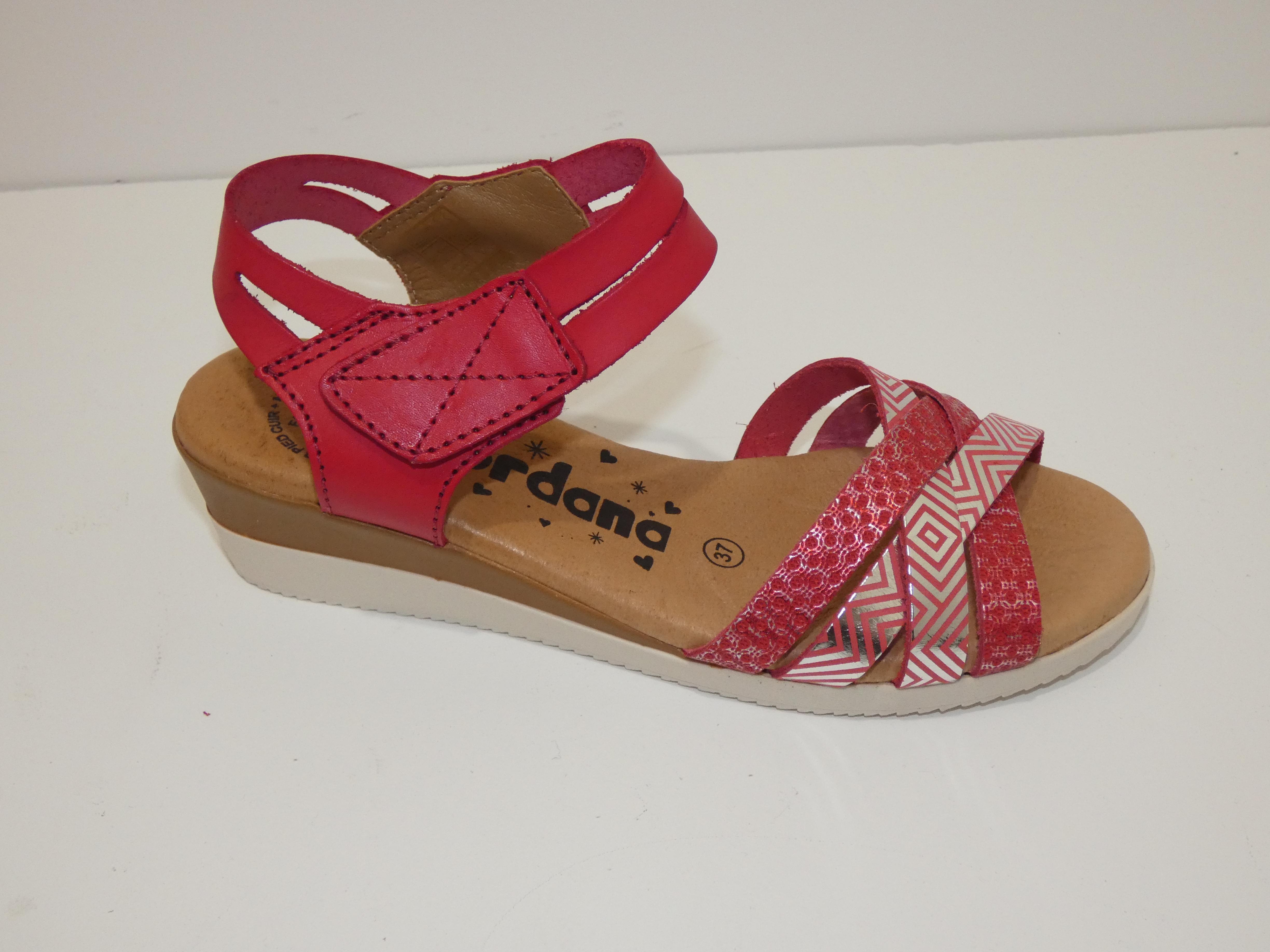 Compense rouge sales